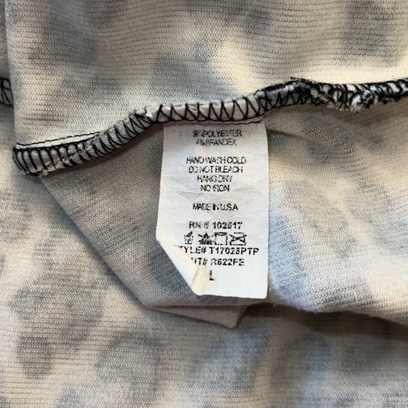 Soprano Sz L Animal Print Peplum Tank Top - Picture 6 of 6